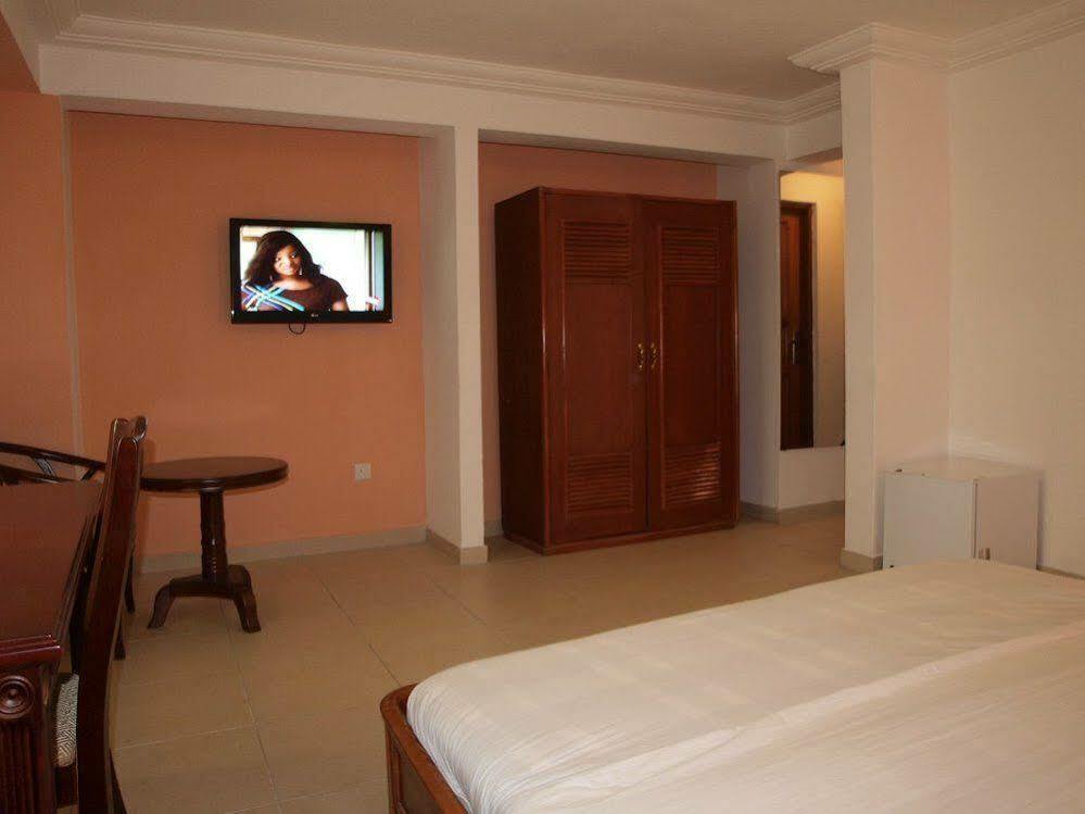 Apollo Hotel Lagos Exterior foto
